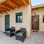 Filotimo Roofgarden Brown Apt