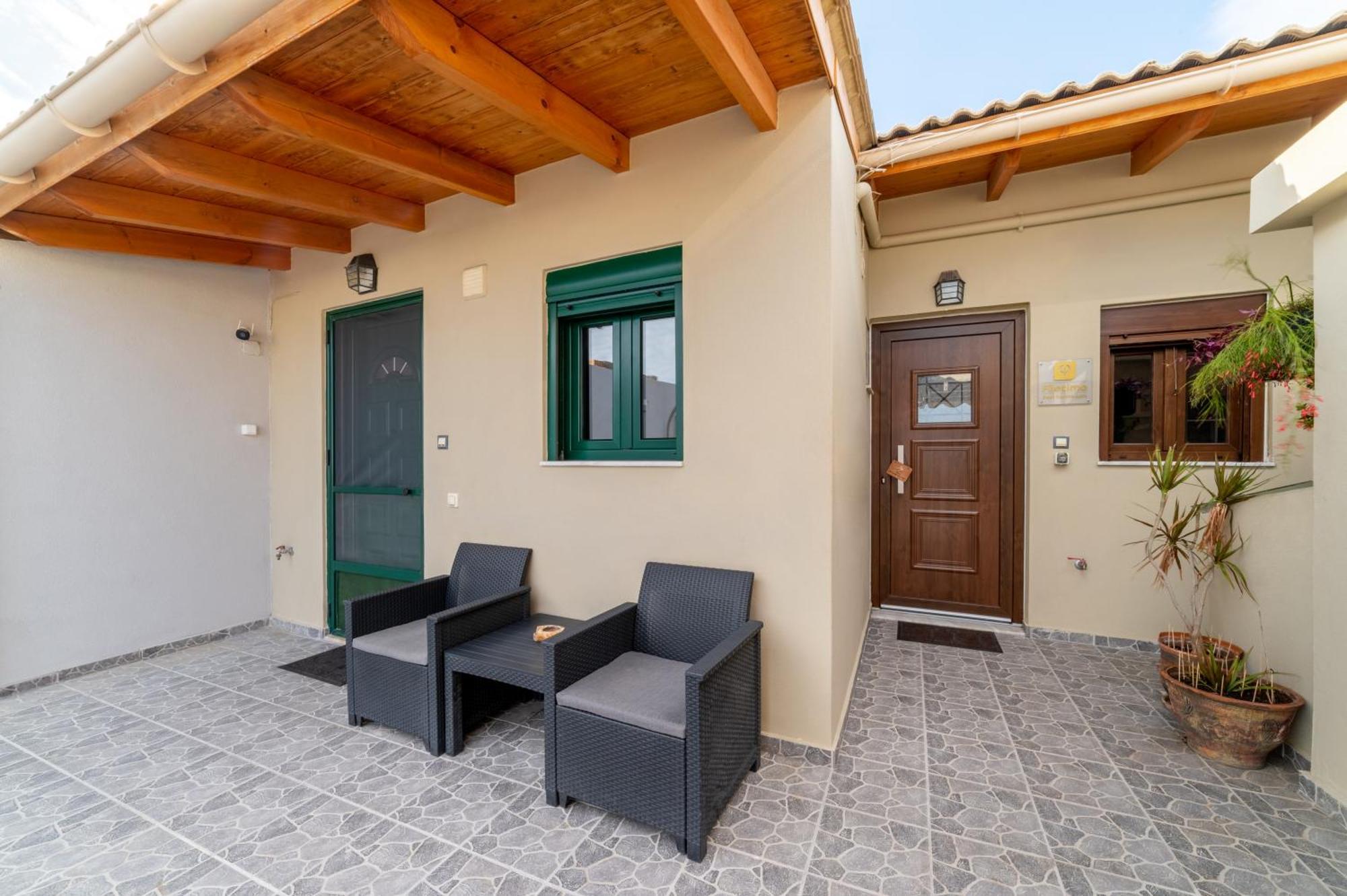 Filotimo Roofgarden Brown Appartement